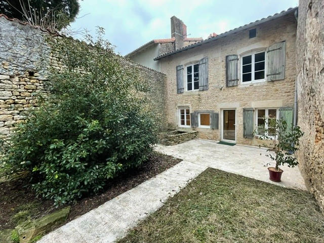 Maison - 130 m² - 4 pièces