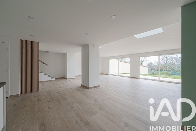 Maison - 184 m² - 7 pièces