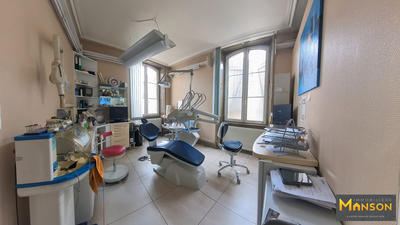 Bureau - 106 m² - 5 pièces