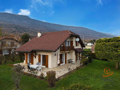 Maison - 175 m² - 5 pièces