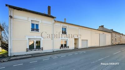 Maison - 177 m² - 7 pièces