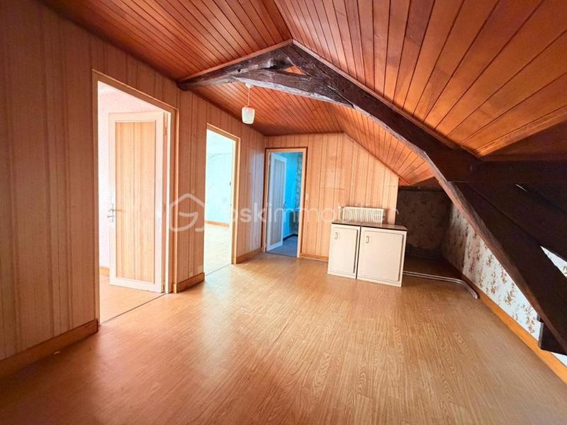 Immeuble - 170 m² - 8 pièces