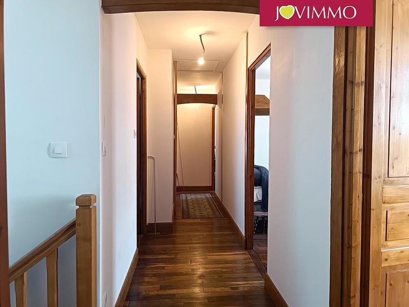 Maison - 230 m² - 10 pièces