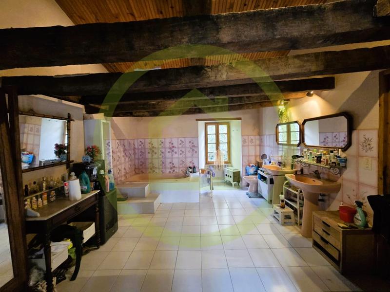 Maison - 145 m² - 5 pièces