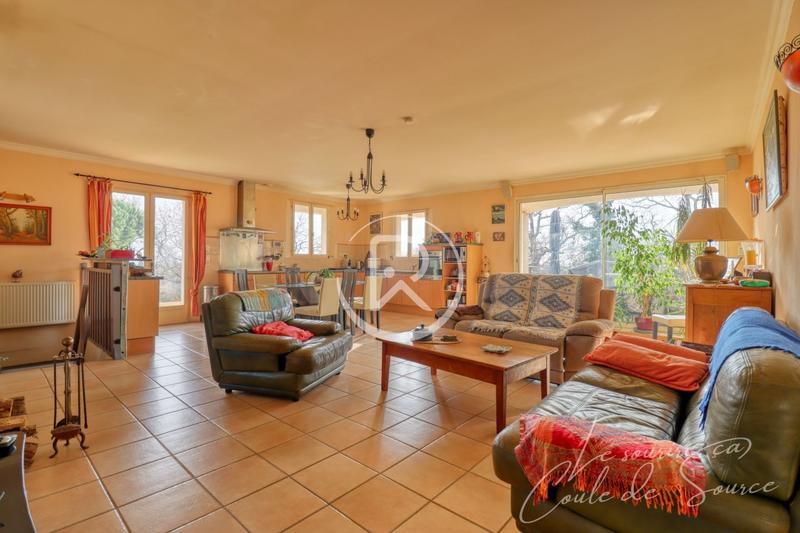 Villa - 223 m² - 7 pièces