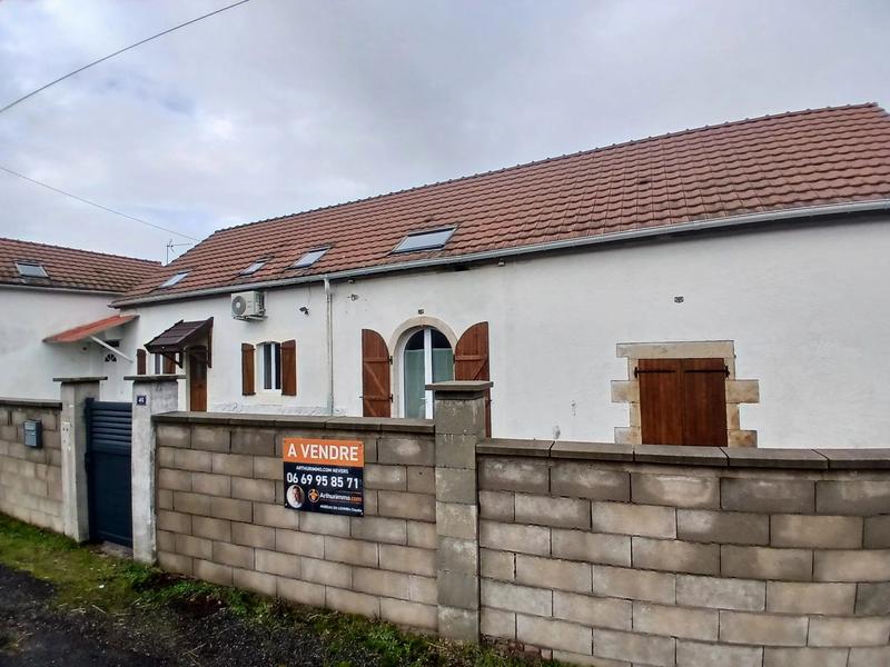 Maison - 228 m² - 6 pièces