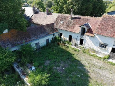 Maison - 246 m² - 10 pièces