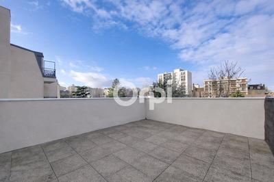 Duplex - 142 m² - 4 pièces