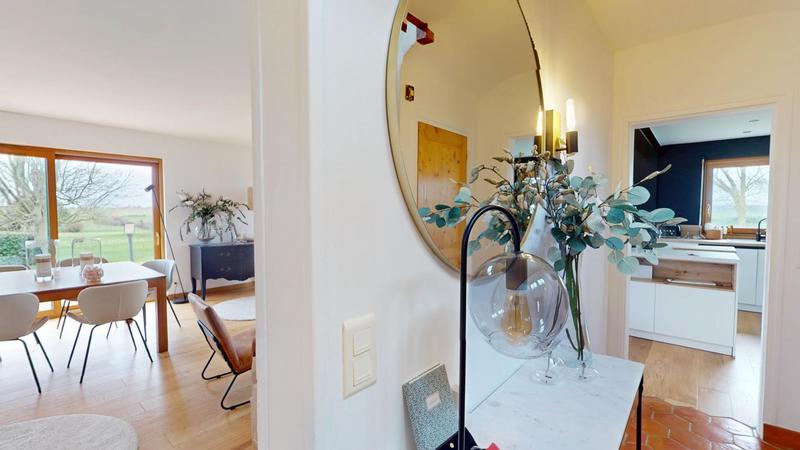 Maison traditionnelle - 276 m² - 8 pièces