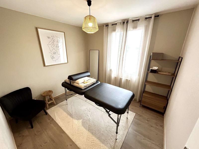 Maison traditionnelle - 130 m² - 8 pièces