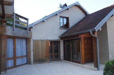 Maison - 125 m² - 6 pièces