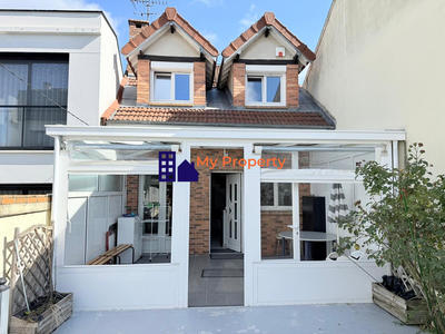 Maison - 98 m² - 6 pièces