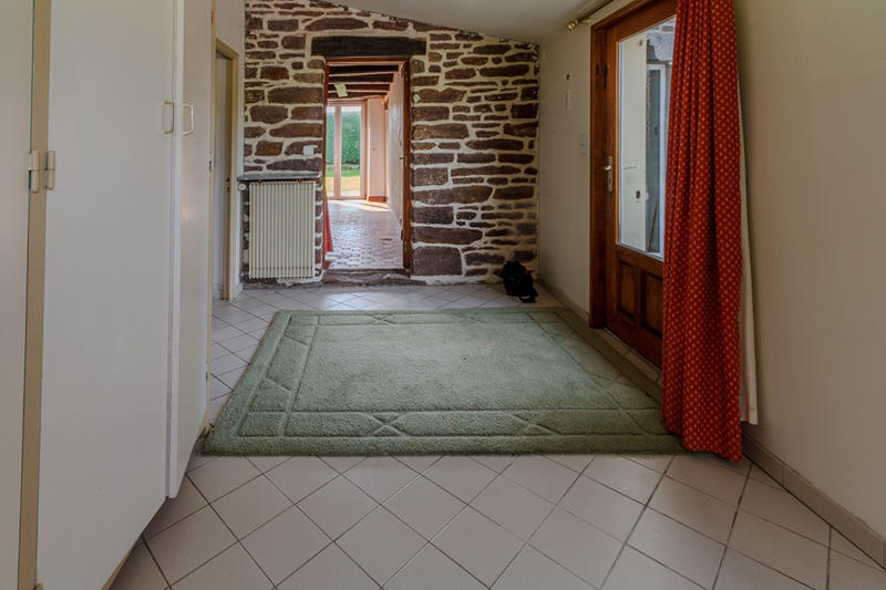 Maison - 305 m² - 10 pièces