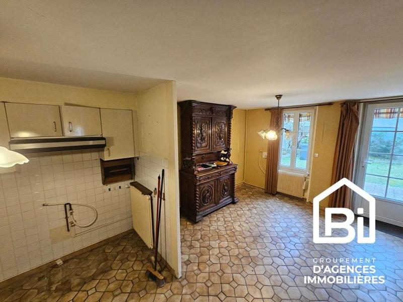 Maison de bourg - 150 m² - 7 pièces