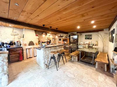 Maison - 140 m² - 7 pièces