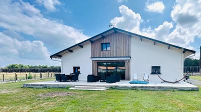 Maison - 165 m² - 7 pièces