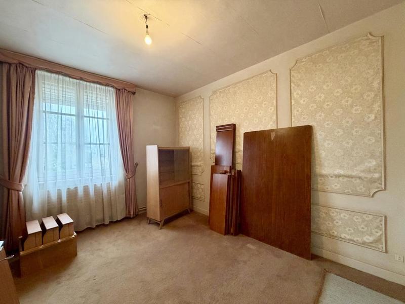 Maison - 167 m² - 8 pièces