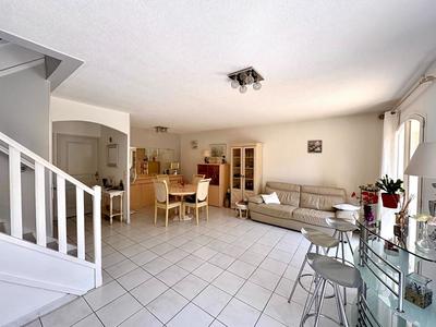 Maison - 102 m² - 4 pièces