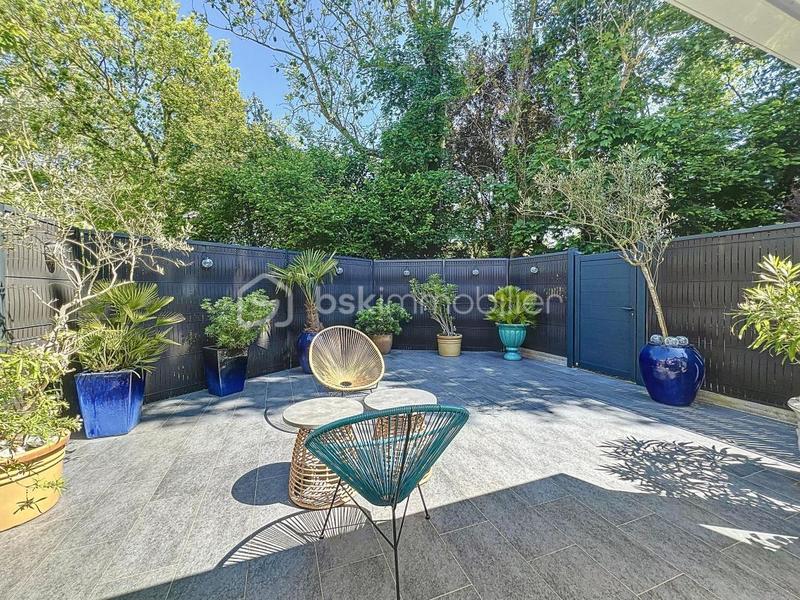 Maison - 102 m² - 6 pièces