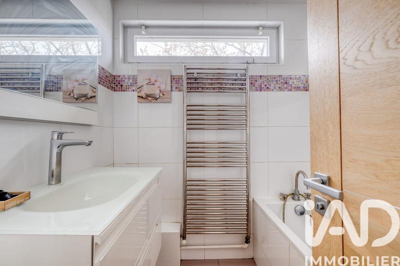 Appartement - 81 m² - 4 pièces