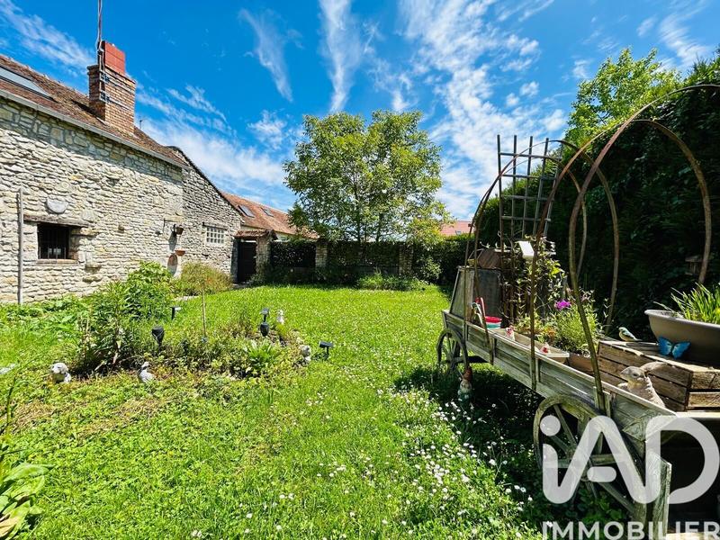 Maison - 236 m² - 7 pièces