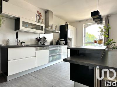 Appartement - 111 m² - 3 pièces