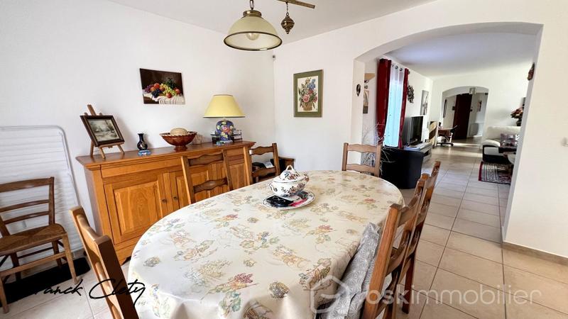 Maison - 160 m² - 6 pièces