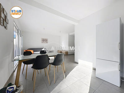 Maison - 90 m² - 4 pièces