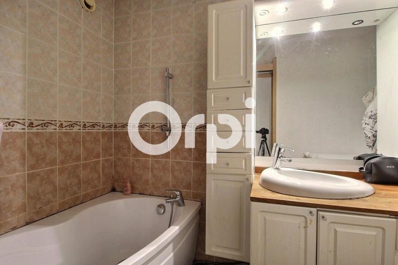 Appartement - 100 m² - 5 pièces