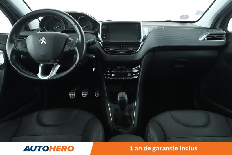 Peugeot 208 1.2 PureTech Feline 5p 110 ch