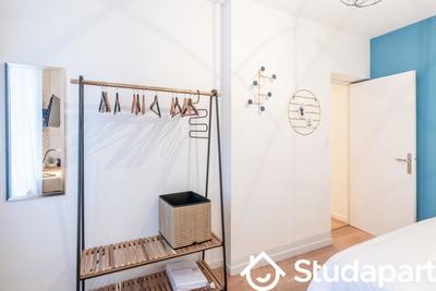 Chambre - 10 m² - 1 pièce