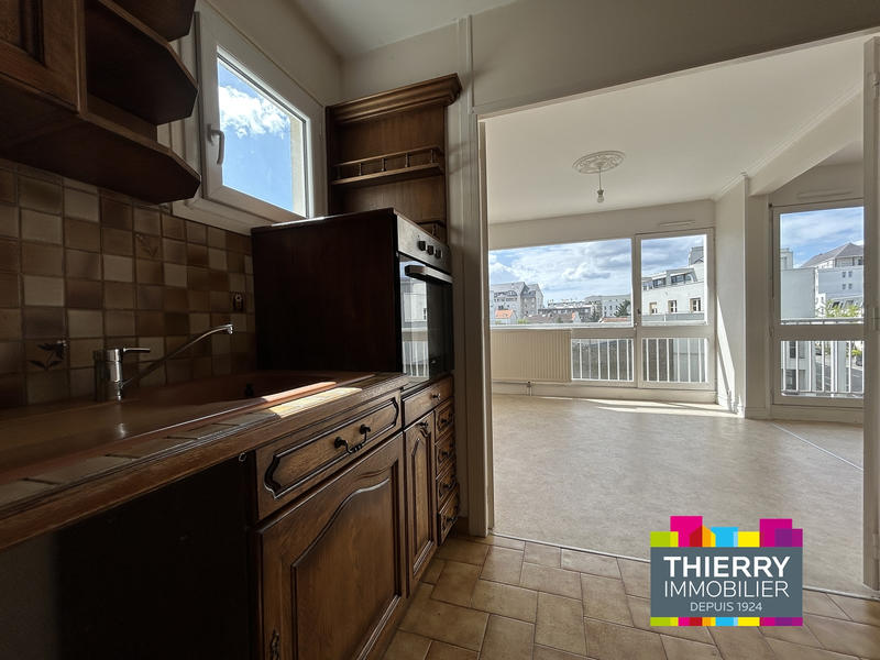 Appartement - 81 m² - 4 pièces