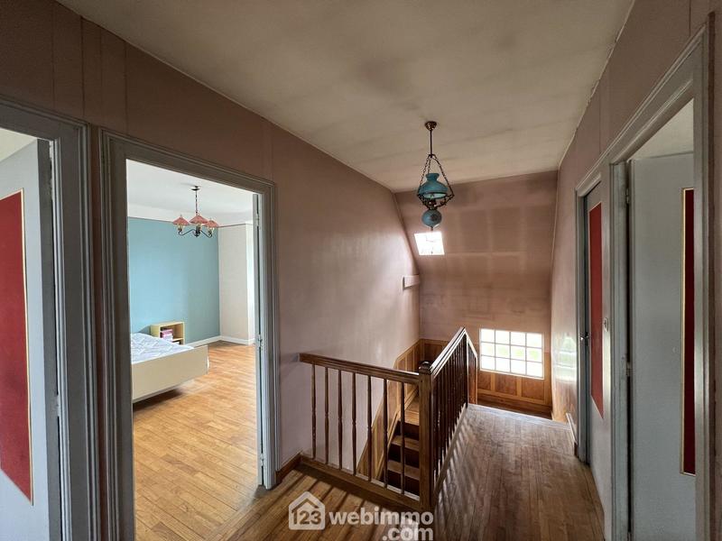 Maison - 157 m² - 7 pièces