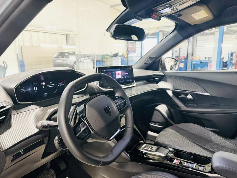 Peugeot 2008 II PureTech 130 s&amp;amp;S Eat8 Allure