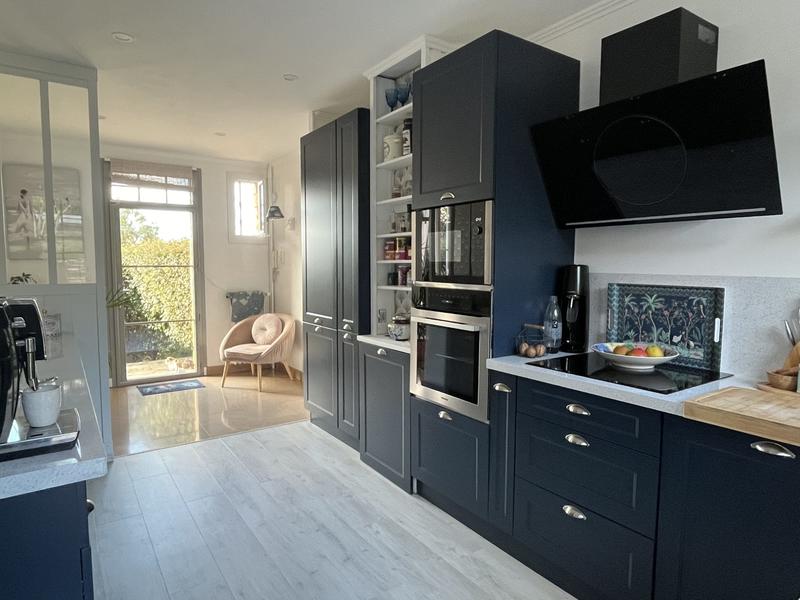 Maison traditionnelle - 158 m² - 6 pièces