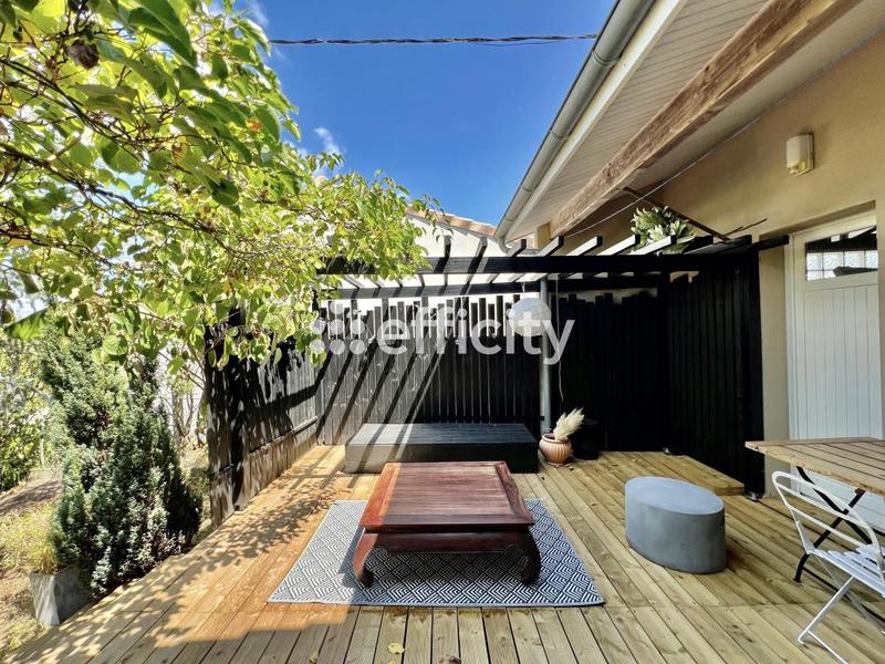 Pavillon - 146 m² - 6 pièces