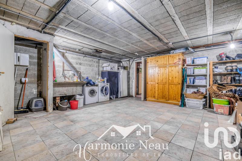 Maison - 179 m² - 9 pièces