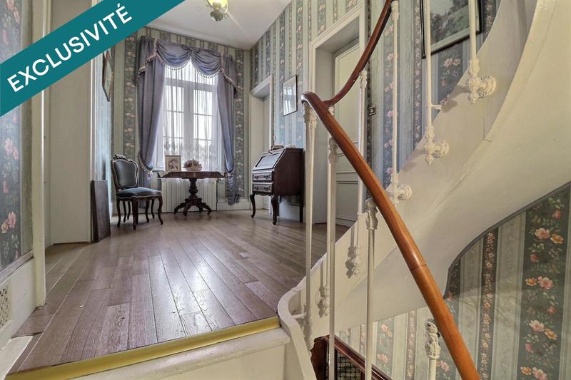 Maison de maîtres - 332 m² - 12 pièces