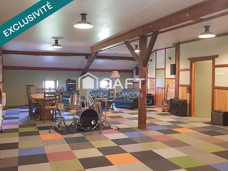 Maison - 300 m² - 9 pièces