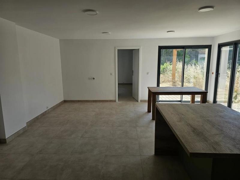 Villa - 97 m² - 5 pièces