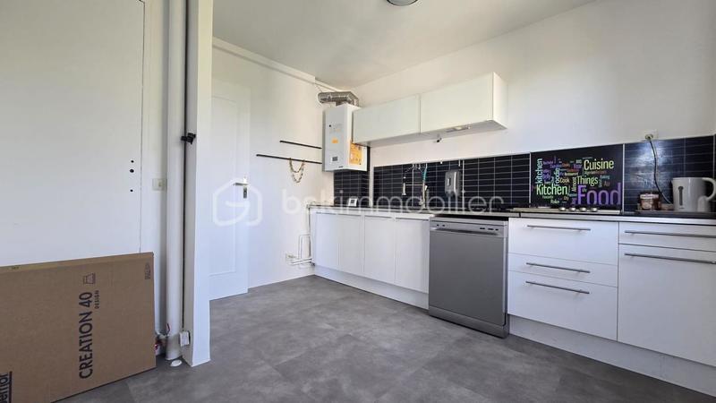 Appartement - 111 m² - 6 pièces