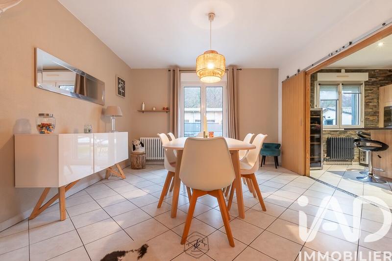 Maison - 105 m² - 6 pièces