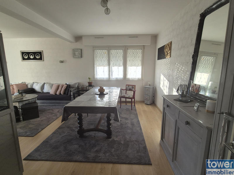 Appartement - 90 m² - 4 pièces