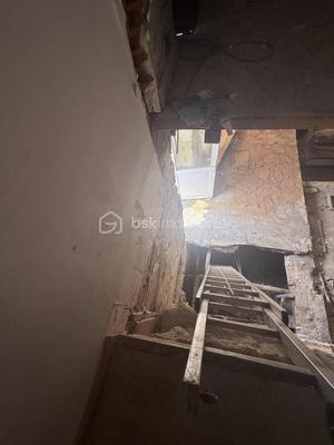 Maison - 80 m² - 6 pièces