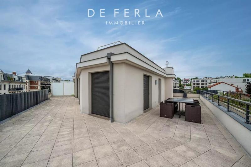 Appartement - 107 m² - 4 pièces