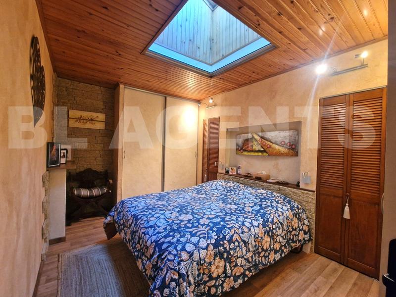 Maison - 171 m² - 6 pièces