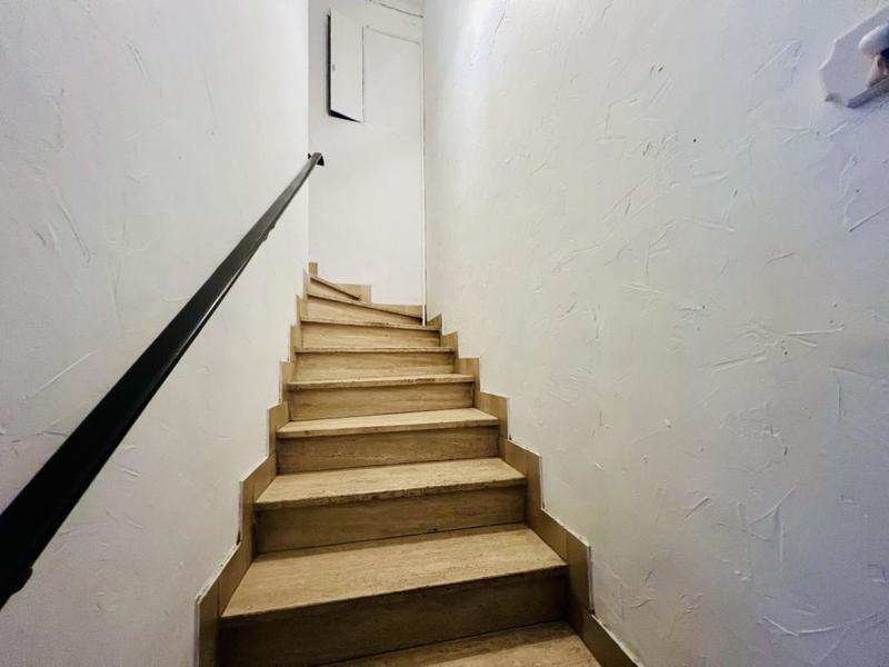 Maison - 345 m² - 10 pièces