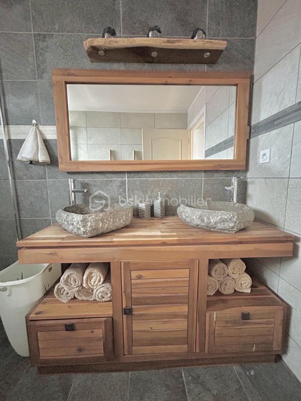 Propriété - 160 m² - 5 pièces