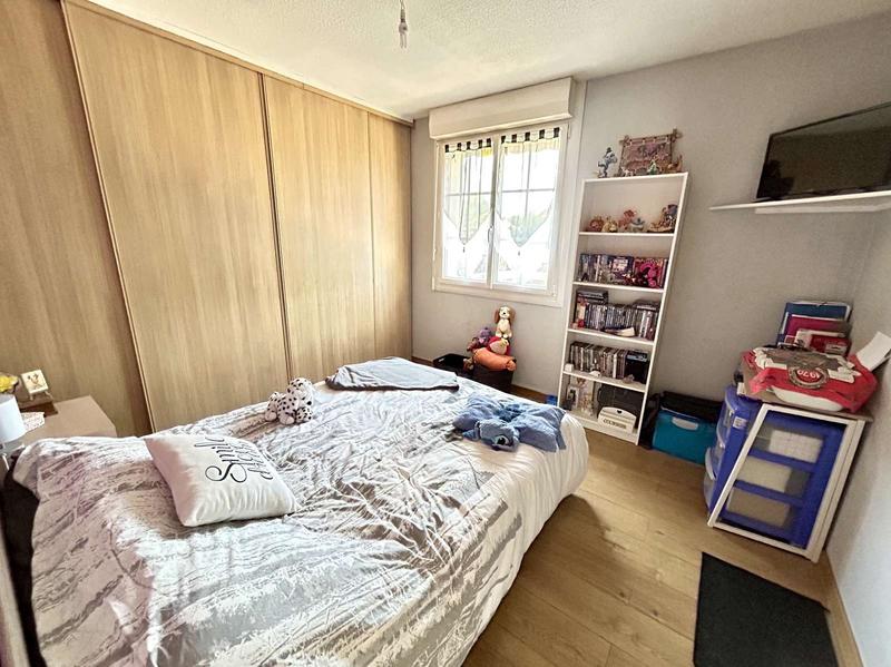 Maison traditionnelle - 90 m² - 5 pièces