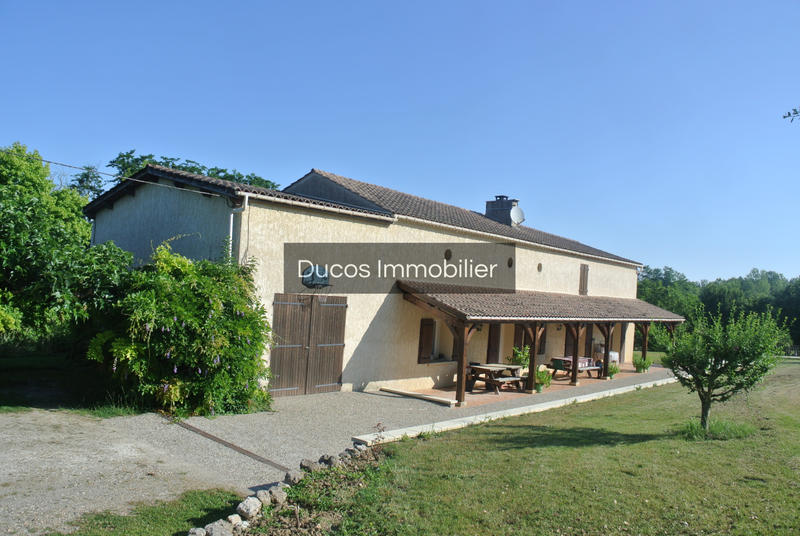 Maison - 161 m² - 5 pièces